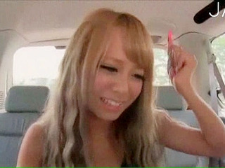 Car sex with a sensual head and a bonk in the car